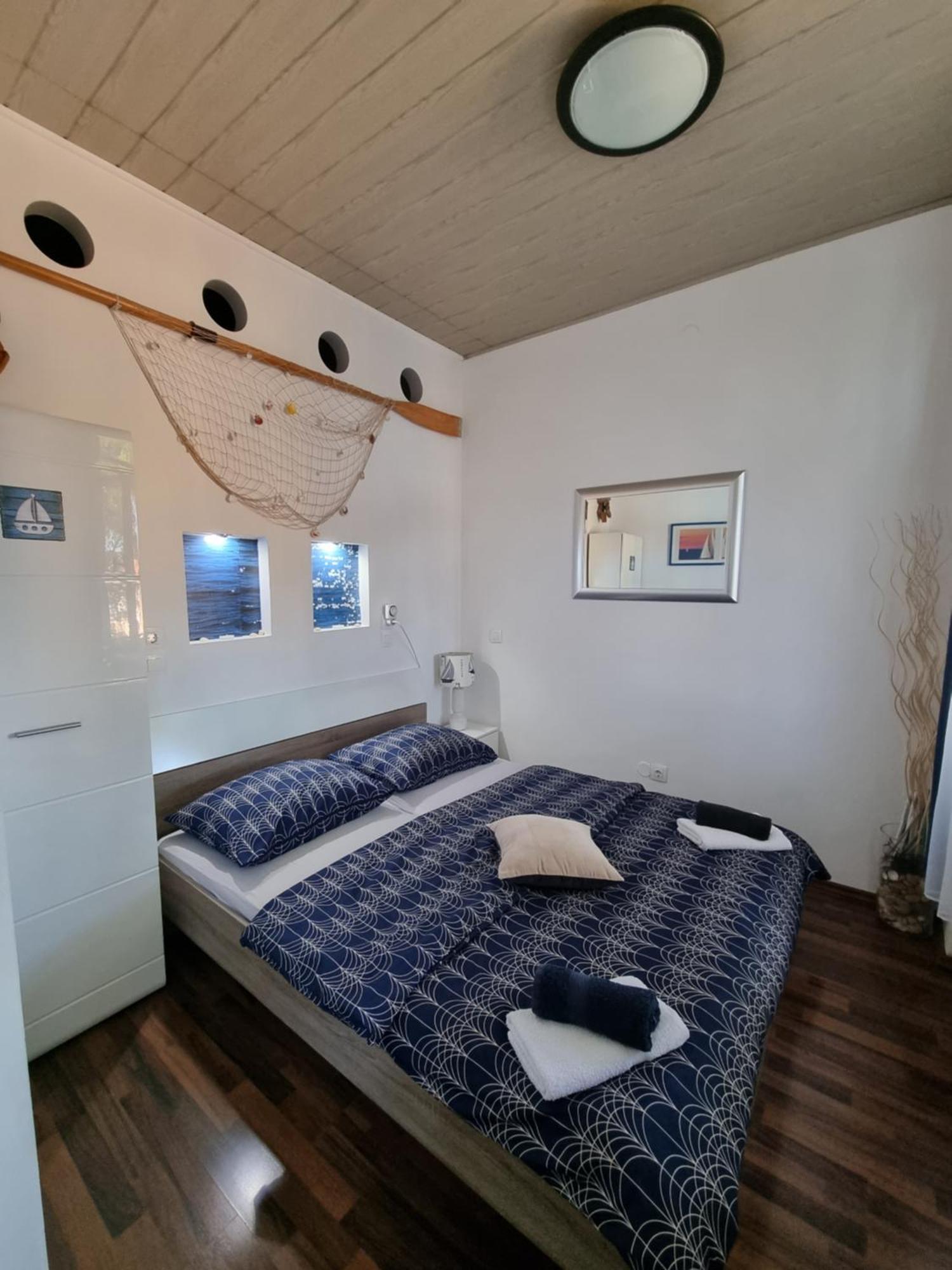 Subcastrum Apartments PUY Eksteriør bilde